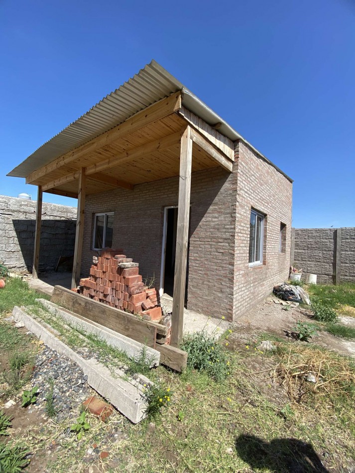 DOS DEPARTAMENTOS EN UN TERRENO