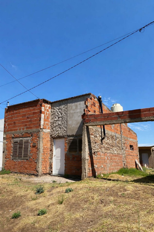 DOS DEPARTAMENTOS EN UN TERRENO