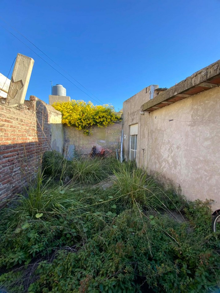 CASA EN VENTA- BARRIO AVELLANEDA- BAHIA BLANCA