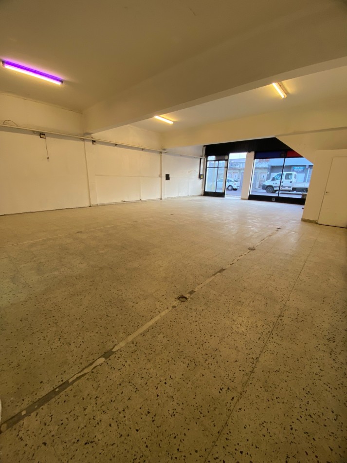 Alquiler local comercial en Punta alta 