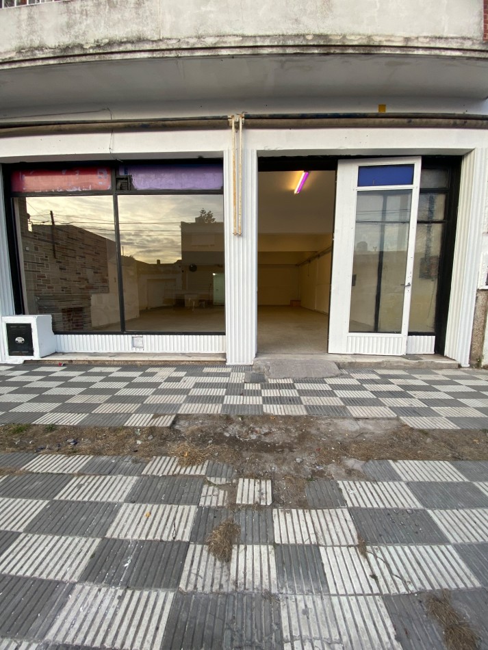 Alquiler local comercial en Punta alta 