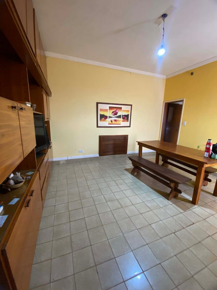 Casa en Venta en Punta Alta | 3 Dorm. y Quincho | Rosales 300