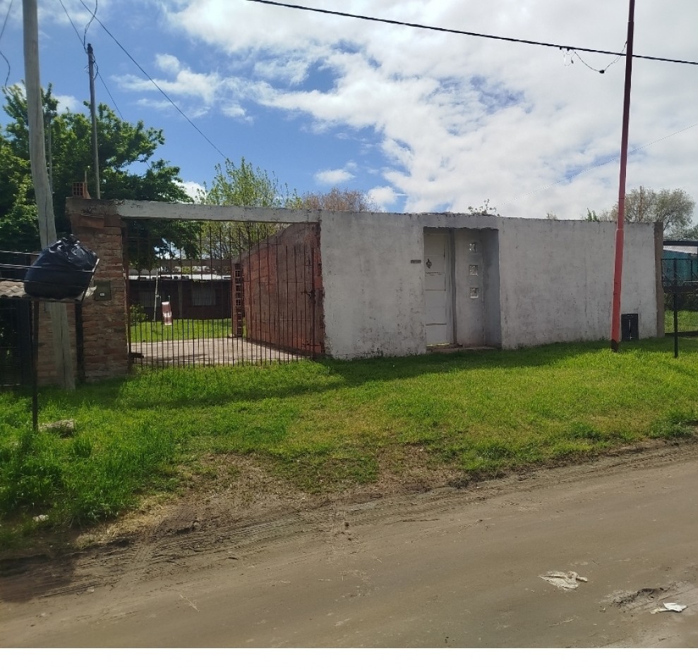 CASA SALTA 600 NUEVA BAHIA 